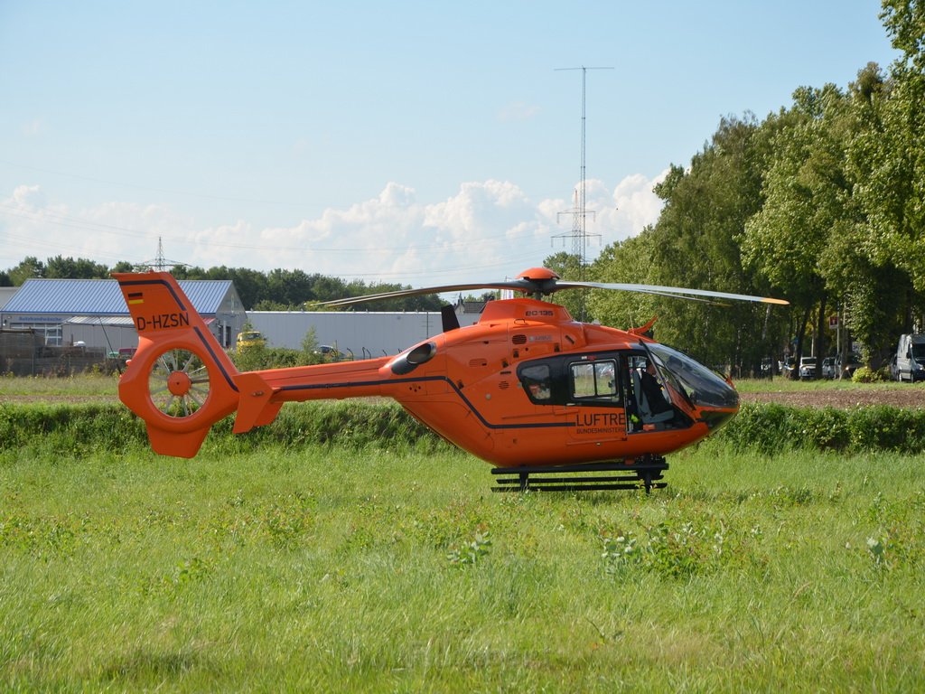 VU Krad Koeln Rath Roesratherstr P09.JPG - Miklos Laubert